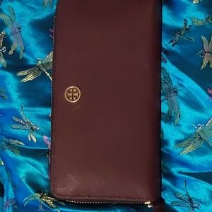 TORY BURCH BURGUNDY WALLET